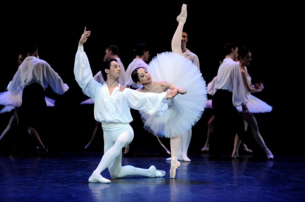 Suite en Blanc English National Ballet